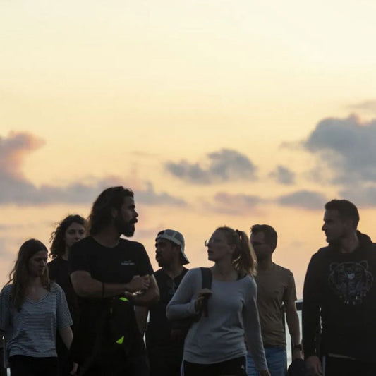 Volleyball, running, football & other sports gangs in Ericeira