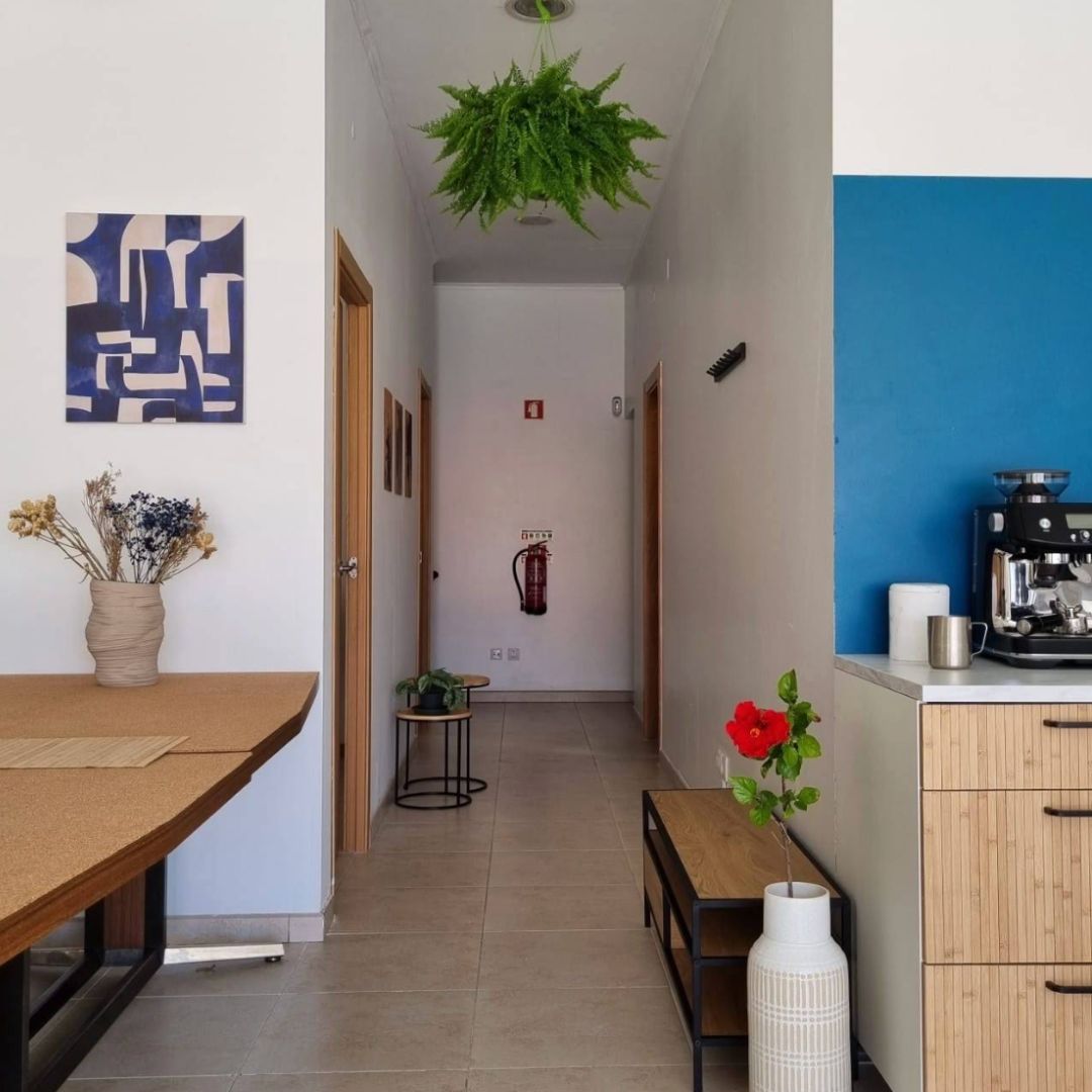 Coworking desk by Claudia