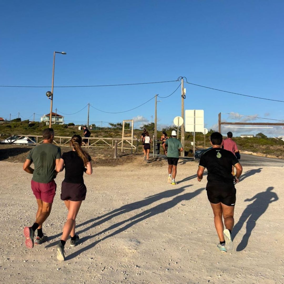 Running gang by Laura