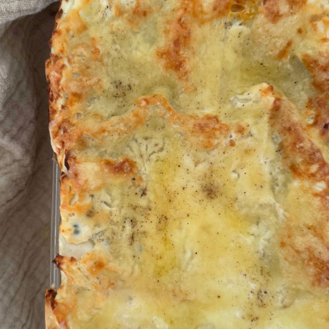 Bone broth, lasagne & quiche menu by Marie